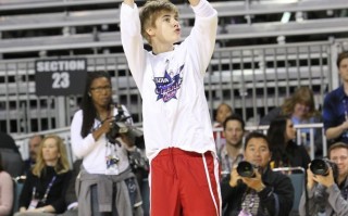 贾斯丁比伯nba名人赛，贾斯汀比伯nba名人赛