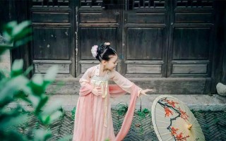 汉服爱好者分享汉服穿搭，汉服爱好者分享汉服穿搭文案