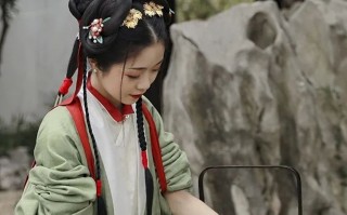 汉服长袍日常穿搭图片，汉服长袍日常穿搭图片女