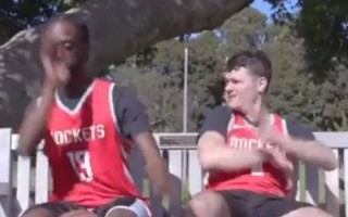 恶搞朋友模仿视频，恶搞朋友模仿视频大全