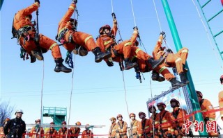 绳索救援技术培训图片，绳索救援技术培训图片大全